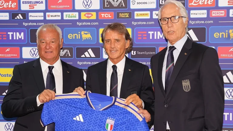 Mancini: “Punto a fare giocare bene l’Italia e a restare qui quattro anni”
