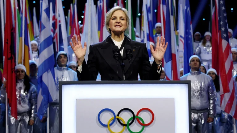 Il Comitato olimpico internazionale riabilita la Russia, l’ira di Kiev: “Traditi i valori olimpici”