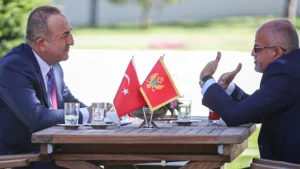 Montenegro: dal 1° novembre stop all’ingresso senza visto per turchi, russi e cinesi