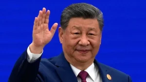 Xi chiede cooperazione globale sull’IA mentre le restrizioni USA frenano la tecnologia cinese