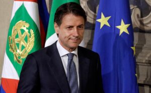 Il “no” di Conte al riarmo: una posizione che, nei fatti, aiuta Mosca