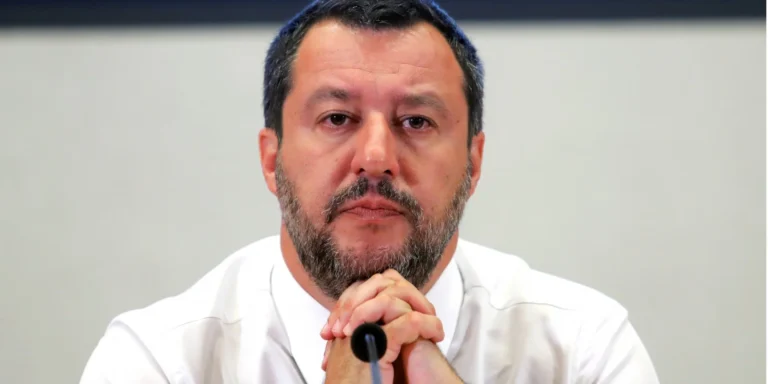 Sanzioni o affari? Matteo Salvini accende un nuovo dibattito in Italia