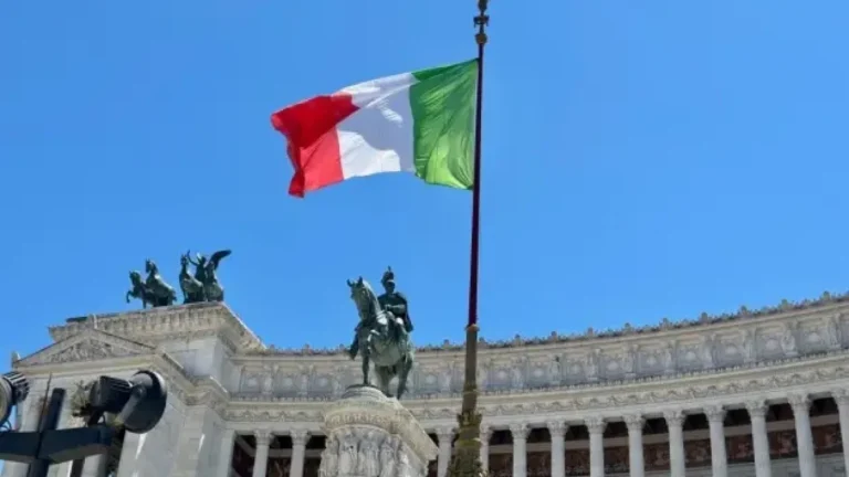 L’Italia di fronte a una scelta: perché gli appelli a interrompere gli aiuti all’Ucraina sollevano seri interrogativi