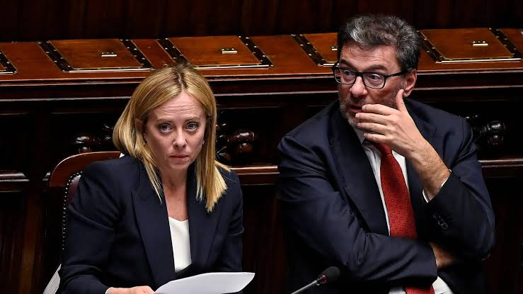 Caro Carburanti, vertice premier Meloni e ministro dell’economia Giorgetti a Palazzo Chigi