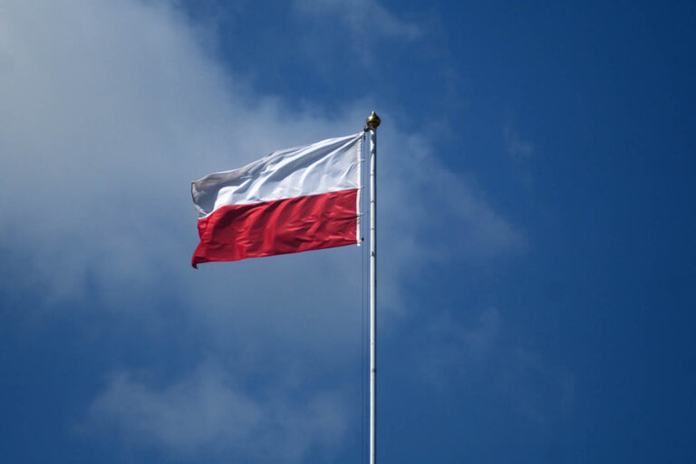 L’avvertimento della Polonia dimostra che la guerra ibrida della Russia sta diventando una minaccia comune per l’Europa