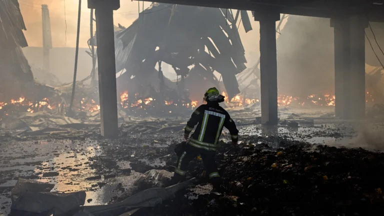 Russia, pioggia di droni sull’Ucraina: colpite Kiev, Kharkiv e Odessa