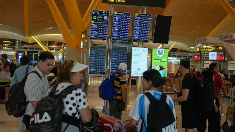 Scontro tra Roma e Madrid: come funzionano i controlli per chi arriva in Spagna dall’Italia