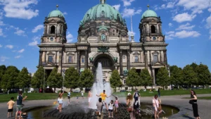 Vacanze in Europa, l’allerta degli USA: anche Germania e Italia tra i Paesi a rischio