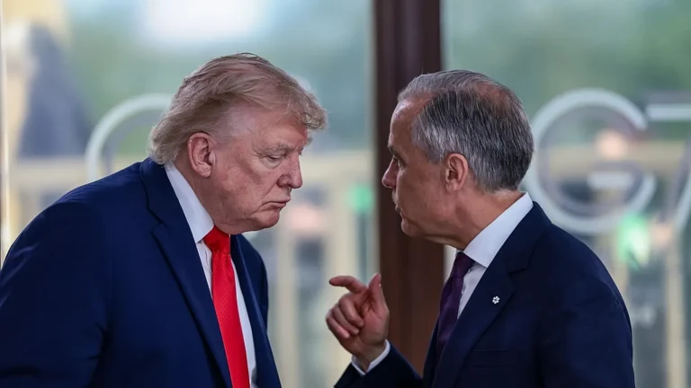 L’amministrazione Trump impone dazi al Canada, Carney: risponderemo “dollaro per dollaro” agli Stati Uniti