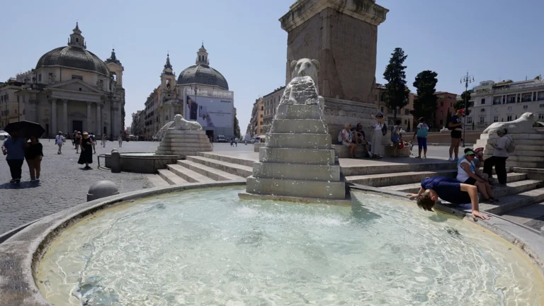 Quinta ondata di caldo estremo in Italia: al Sud, Sicilia e Sardegna temperature anche a 45 gradi