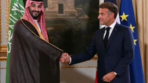 Arabia Saudita investe in Francia, sei miliardi per tre nuovi parchi a tema