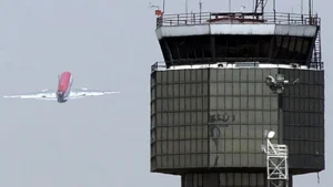 Usa-Iran, email rivelano voli di rimpatrio coordinati dalle autorità statunitensi