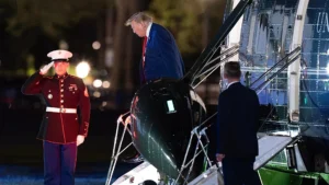 Trump, la fuga in segreto dalla Turchia: “Nascosto in un contenitore per il catering”