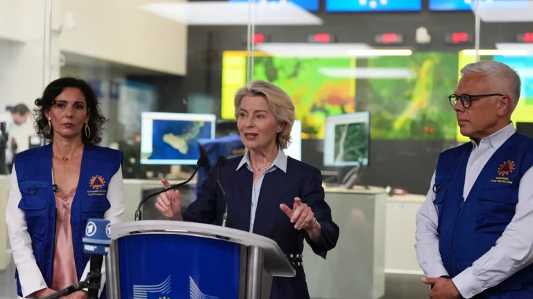 Von der Leyen: l’Europa deve prepararsi a una nuova era di disastri climatici ed eventi estremi