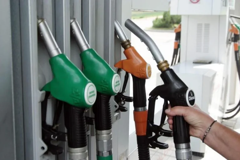 Il Consiglio dei ministri proroga fino al 26 agosto il taglio delle accise sul gasolio