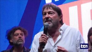 Pubblicati gli stipendi dei giornalisti di Report, gli inviati: “Cifre false, denunceremo”