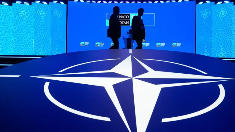 Trump: “Buoni colloqui con Putin, la Russia non attaccherà i territori NATO”
