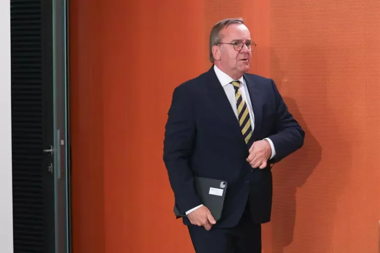 Pistorius, ‘Kiev ordina migliaia di missili Iris-T, aumenta produzione’