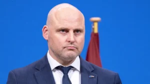 Il premier della Lettonia Kulbergs: sanzioni selettive rischiano di normalizzare la Russia