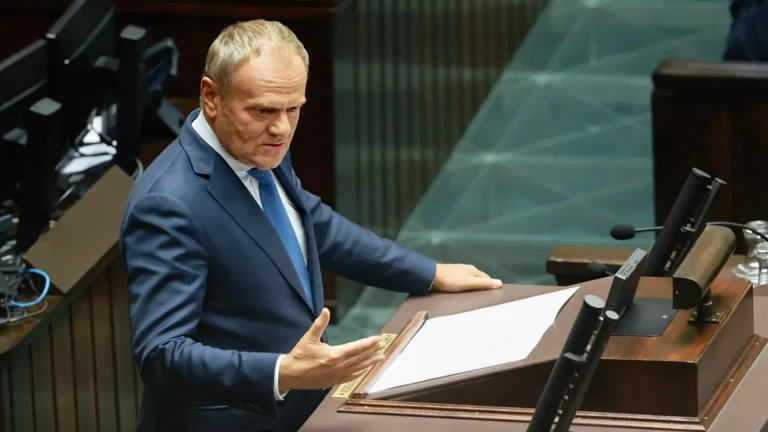 Tusk: per l’intelligence la Russia punta a colpire con droni la Polonia e i Paesi pro-Ucraina