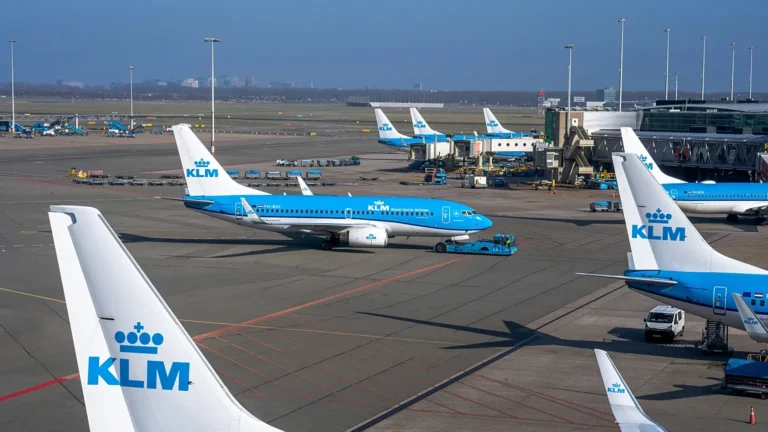 35.959 voli al giorno: l’Europa registra traffico aereo record nonostante la guerra in Medio Oriente