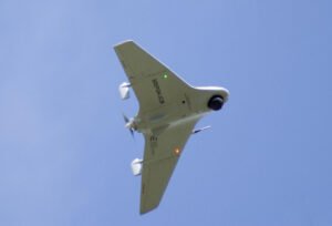 Allarme droni sul Mediterraneo: Mosca prepara una nuova campagna ibrida contro porti e aeroporti di Italia, Francia e Spagna