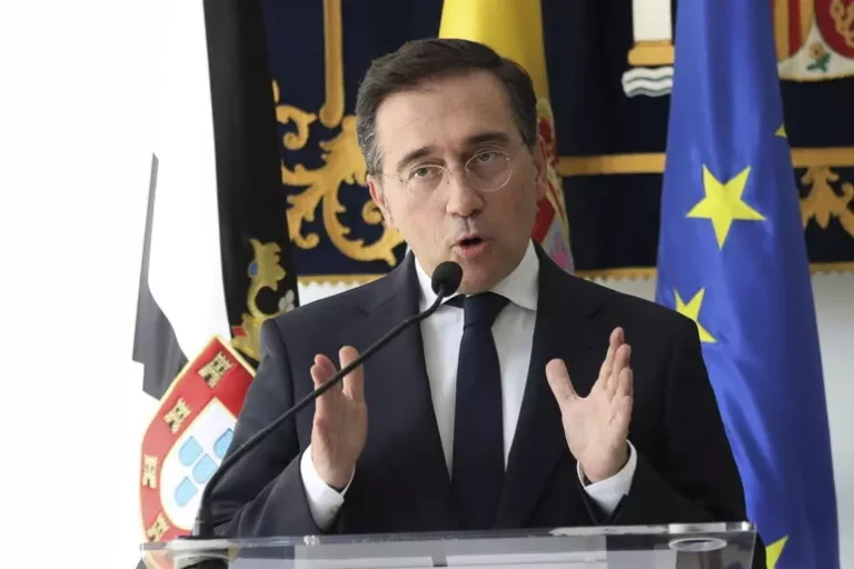 Madrid, ‘Italia su Schengen vergognosa, Meloni e Tajani non all’altezza’