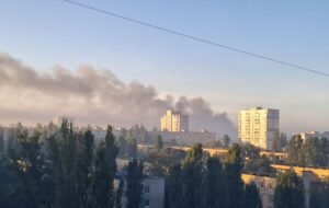Kiev, colpite una stazione di servizio e una stazione ferroviaria: 1 morto