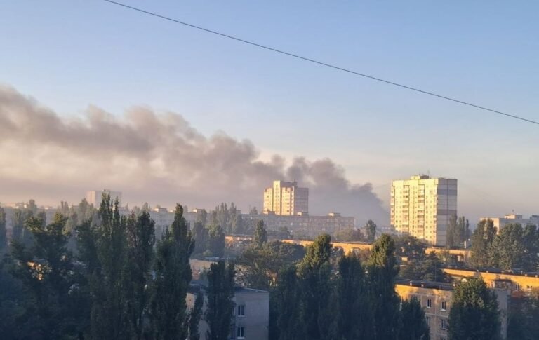 Kiev, colpite una stazione di servizio e una stazione ferroviaria: 1 morto