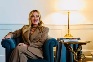 Meloni: ‘Non mi alleo con chi vota contro il sostegno all’Ucraina’
