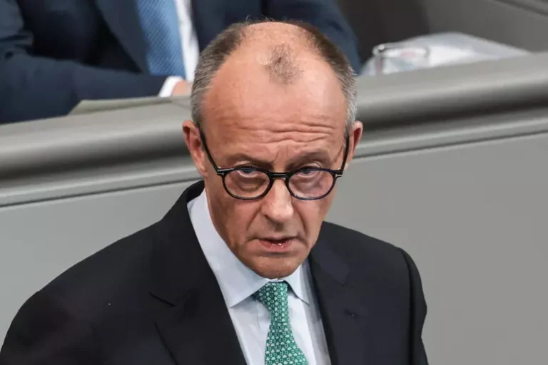 Merz, ‘tagliare nettamente il bilancio Ue, proposta Irlanda non basta’