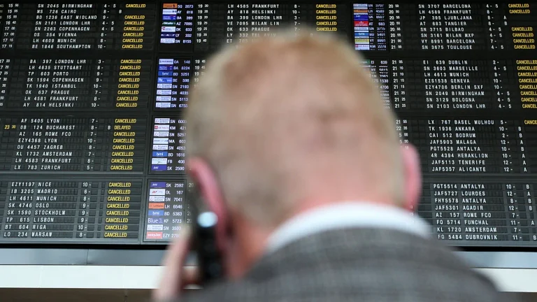 Il Parlamento europeo approva il modulo unico per i rimborsi sui viaggi