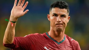 Cristiano Ronaldo sospeso per aver lasciato il ritiro del Portogallo