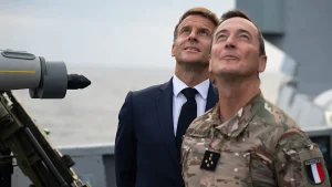 La Francia testa per la prima volta nuovo missile balistico nucleare M51.3 da un sottomarino in Bretagna