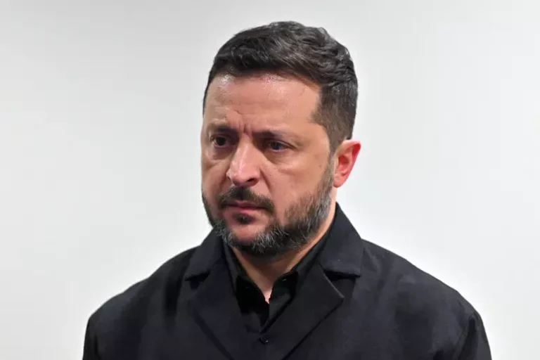 Zelensky, ‘aumenteremo gli attacchi alle raffinerie russe in risposta all’escalation’