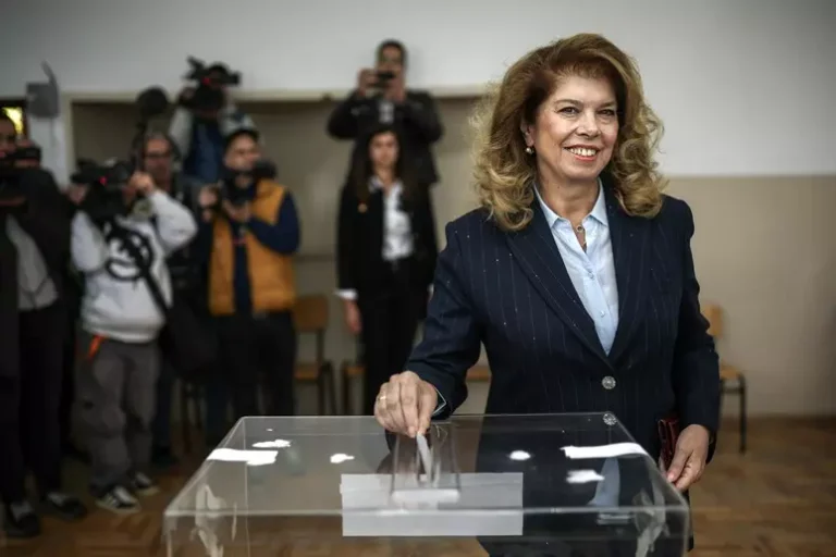Bulgaria, Yotova vince il primo turno ma si va al ballottaggio