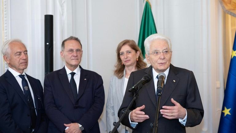 Mattarella: ‘Contro le crisi globali serve multilateralismo e tutela dell’ambiente’